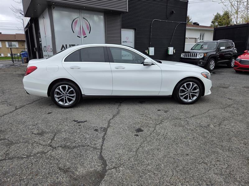mercedes-benz C 300 2018 - 9