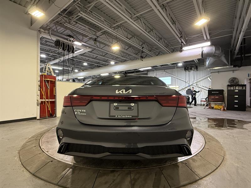 kia Forte 2022 - 4