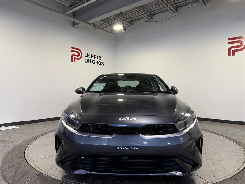 kia Forte 2022 - 8