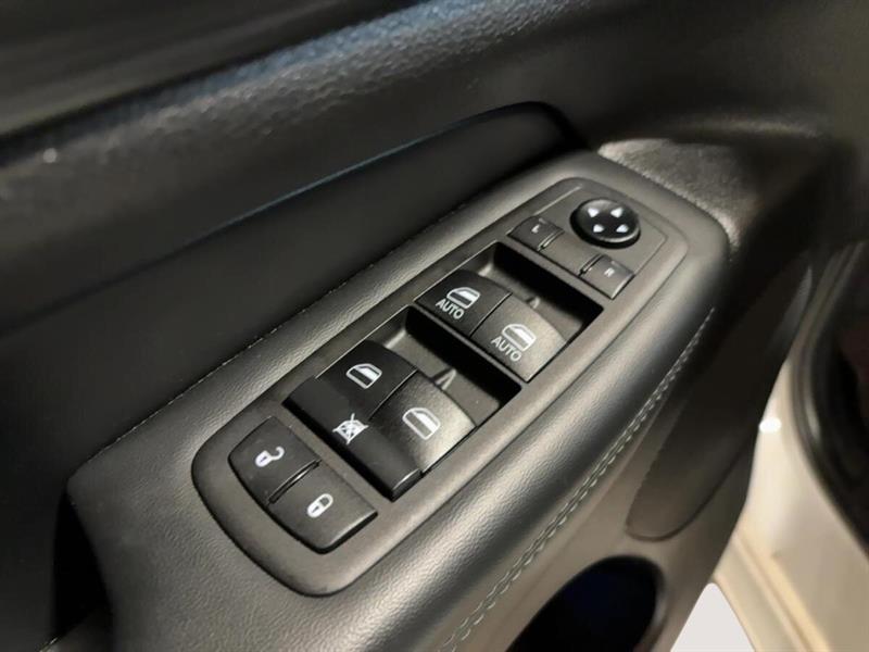 jeep Grand Cherokee 2021 - 10