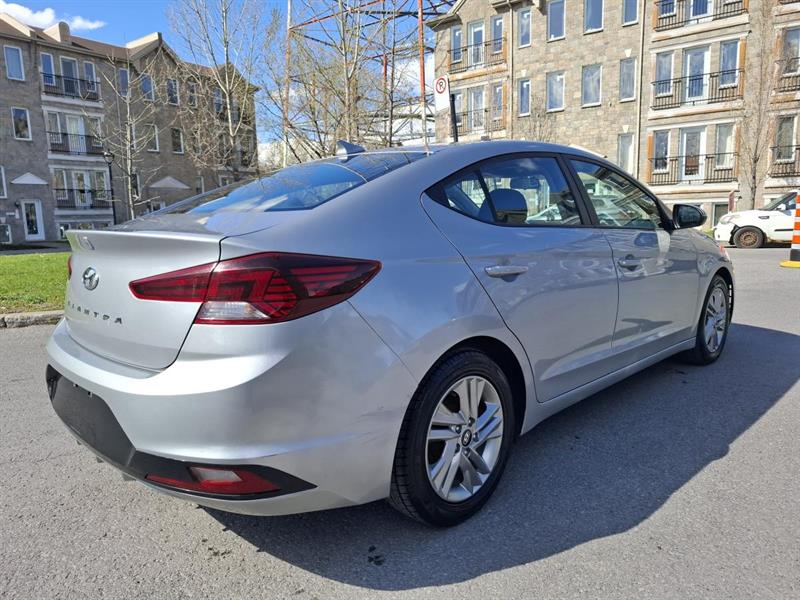 hyundai Elantra 2020 - 11