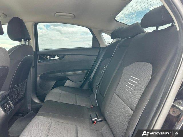 kia Forte 2020 - 26