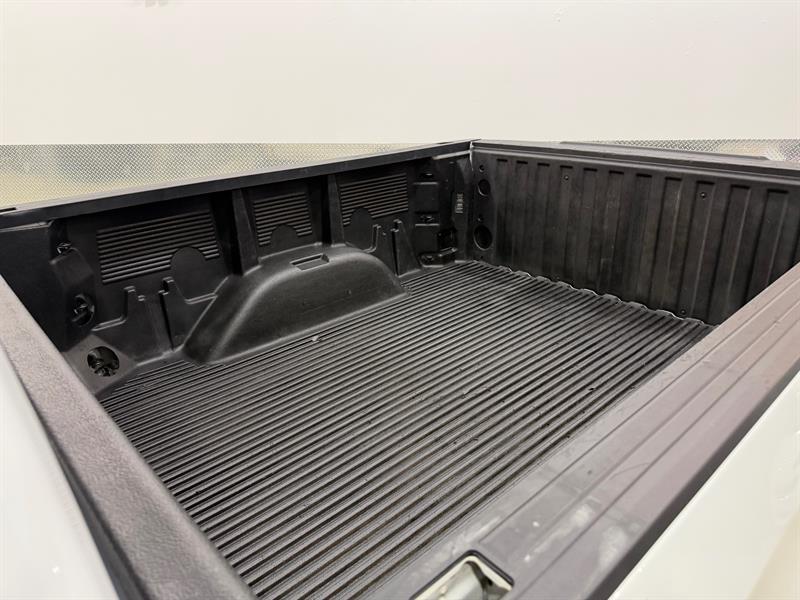 chevrolet Silverado 1500 2021 - 21