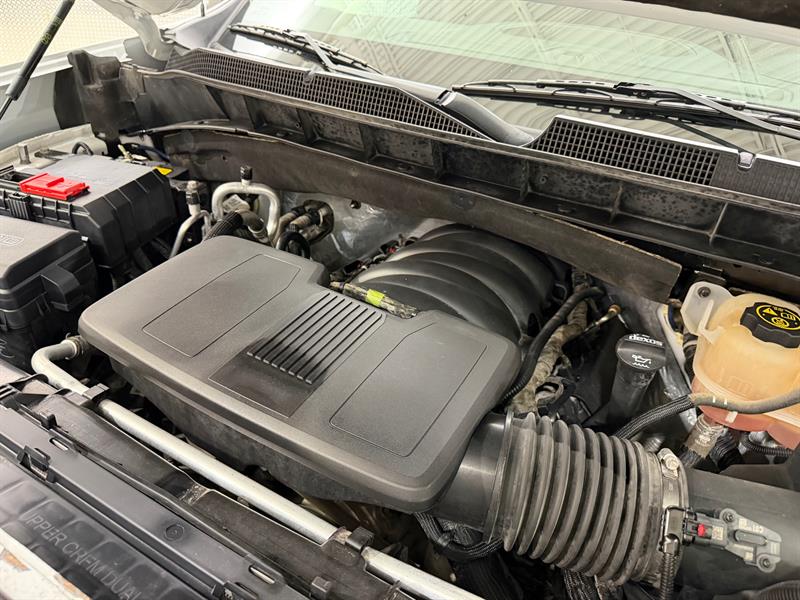 chevrolet Silverado 1500 2021 - 23