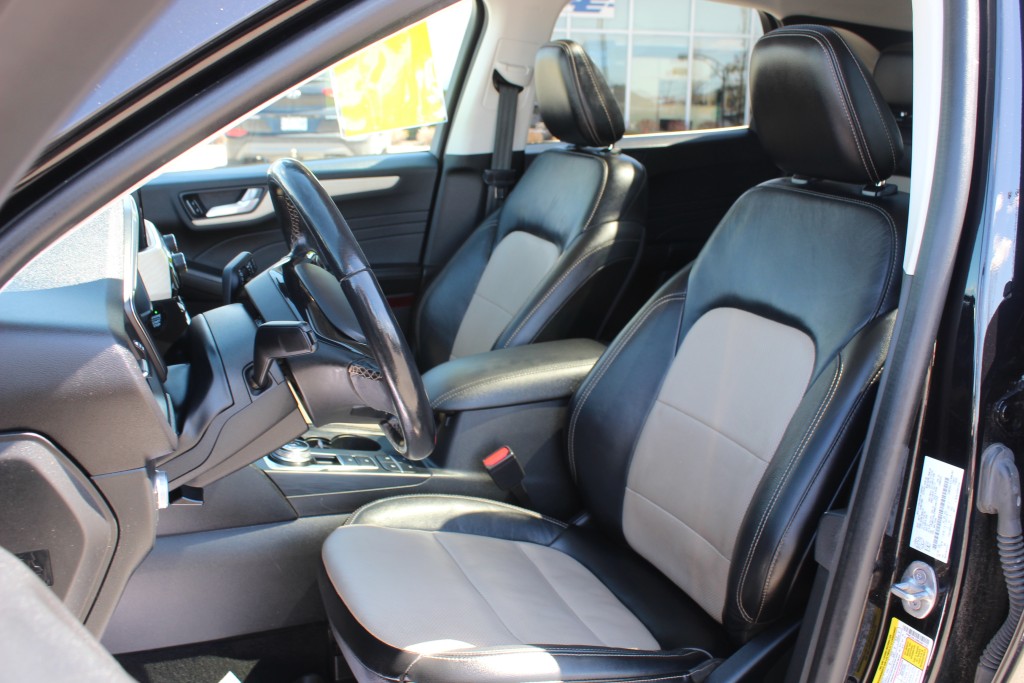ford Escape 2021 - 13