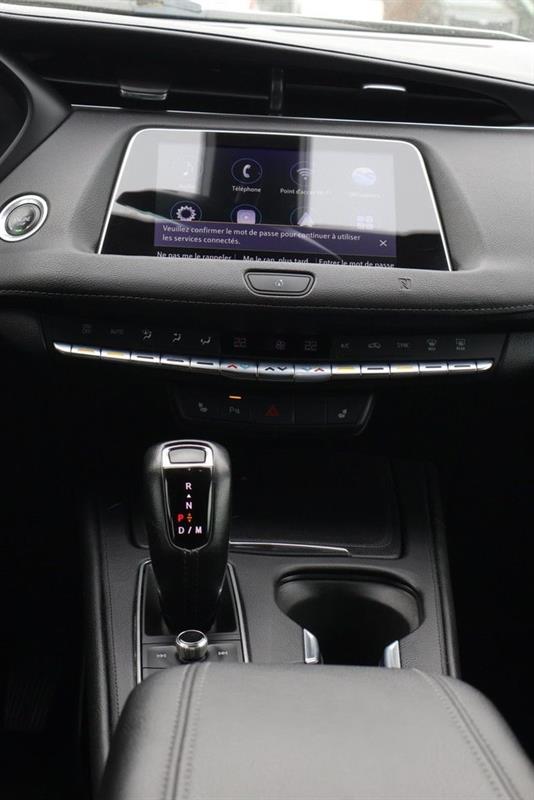 cadillac XT4 2019 - 14