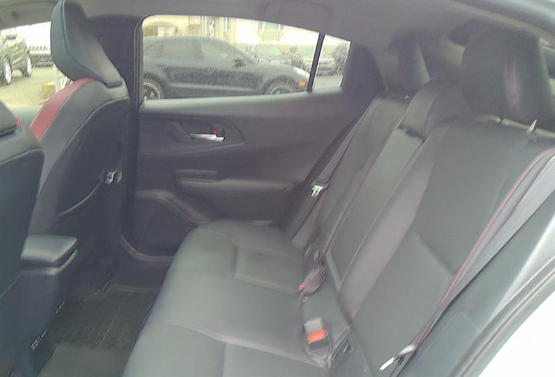 toyota Prius Prime 2024 - 16