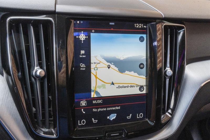 volvo XC60 2018 - 16