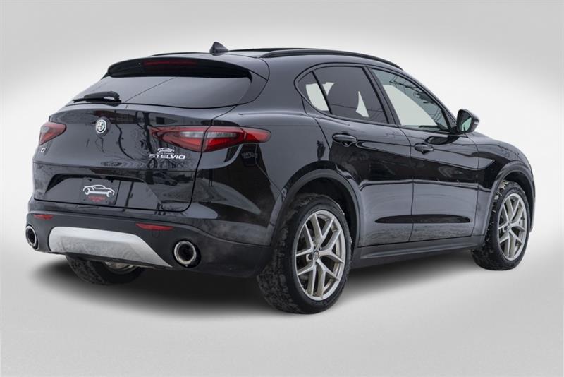alfa romeo Stelvio 2018 - 4