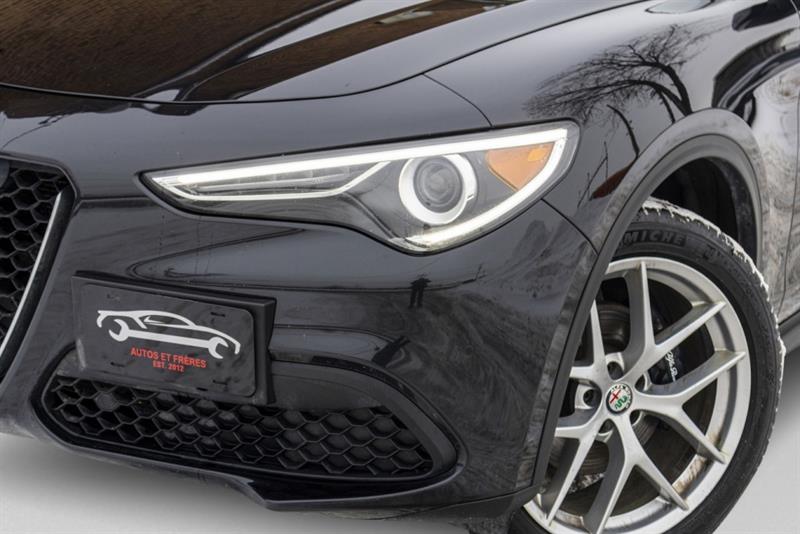 alfa romeo Stelvio 2018 - 33
