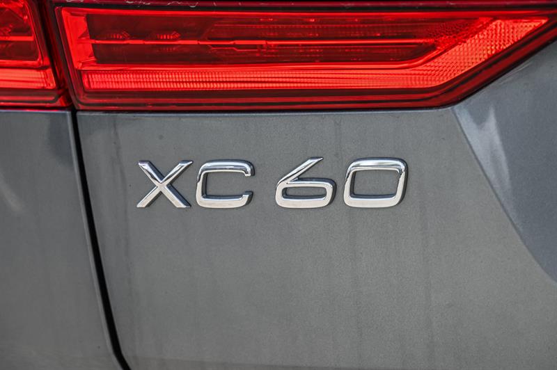 volvo XC60 2021 - 14