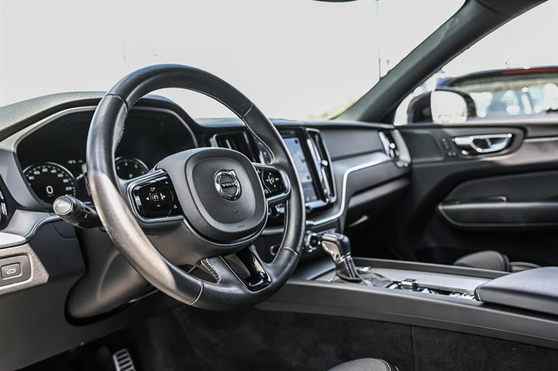 volvo XC60 2021 - 17