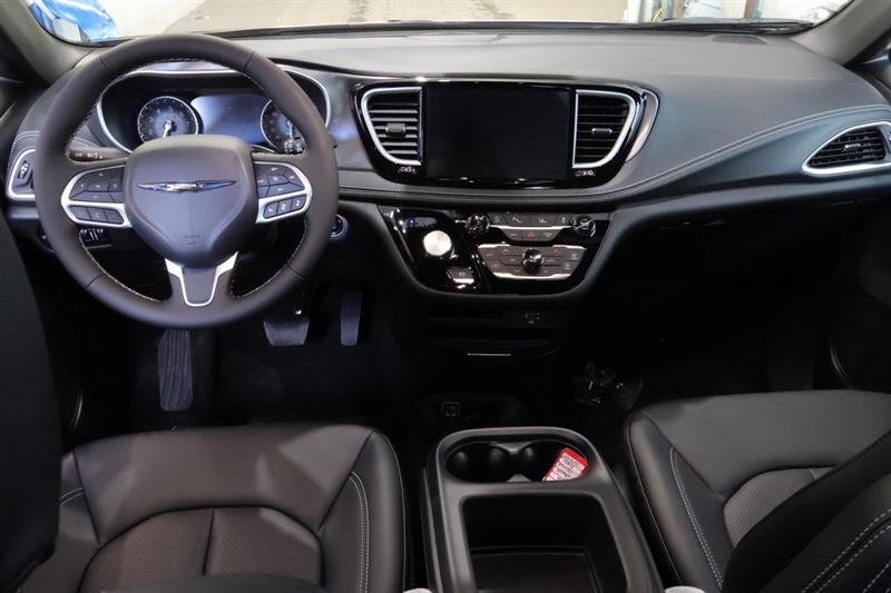 chrysler Pacifica 2026 - 12