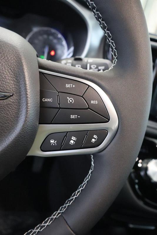 chrysler Pacifica 2026 - 15