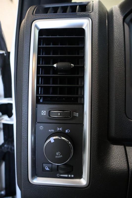 ram 1500 Classic 2023 - 27