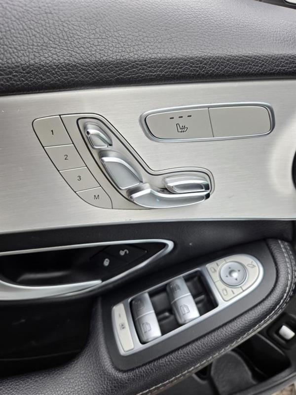 2018 Mercedes-Benz C-Class - Image 18