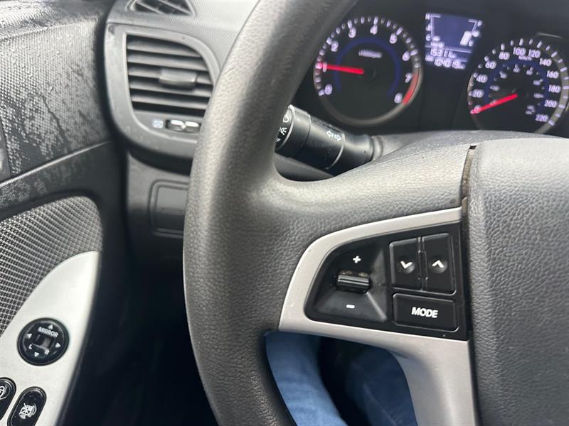 hyundai Accent 2013 - 10