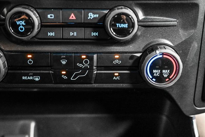 ford F-150 2025 - 24