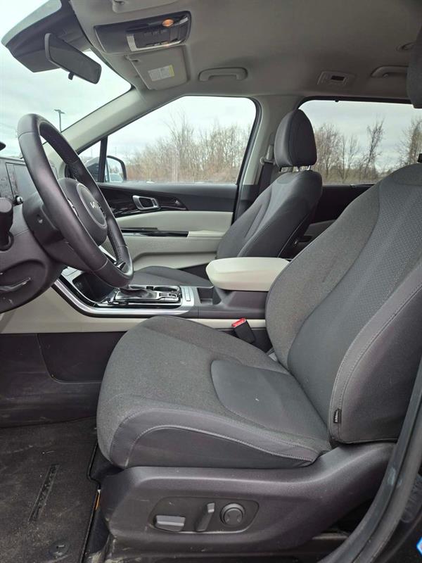kia Carnival 2023 - 8
