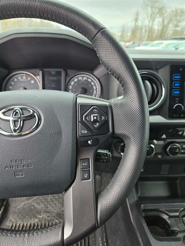 toyota Tacoma 2018 - 14