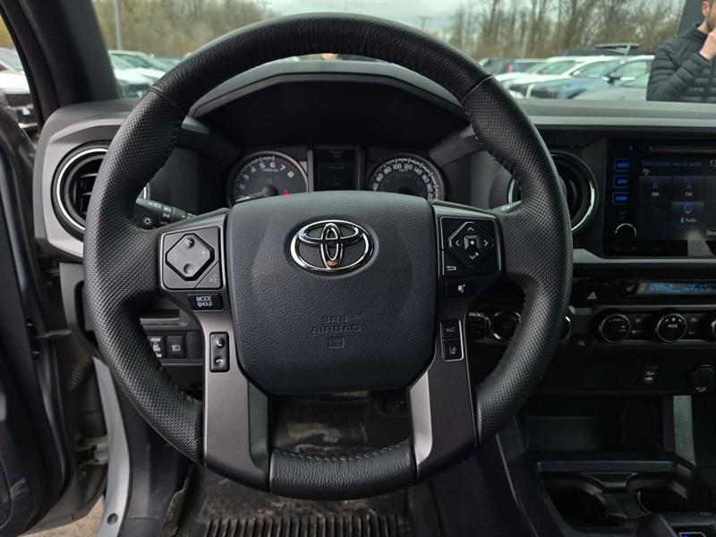 toyota Tacoma 2018 - 16