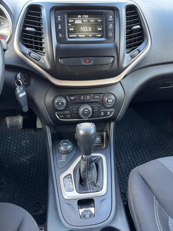 jeep Cherokee 2017 - 14