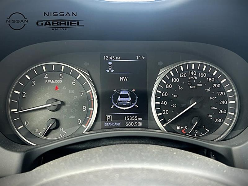 infiniti Q60 2022 - 17
