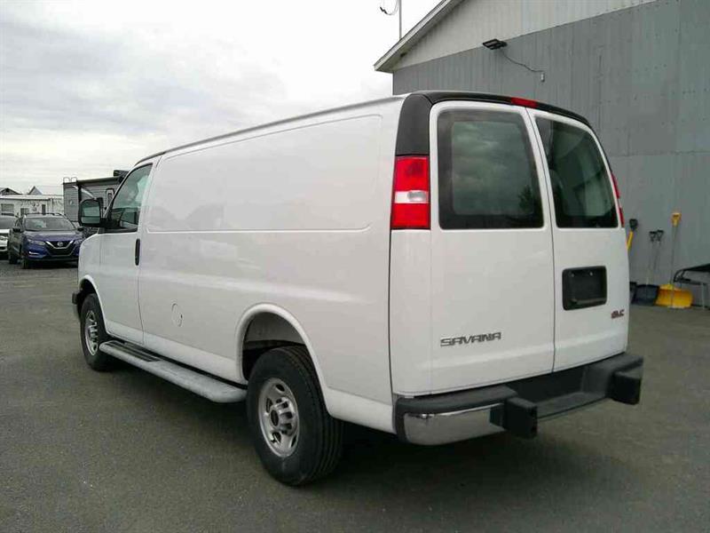 gmc Savana 2025 - 3