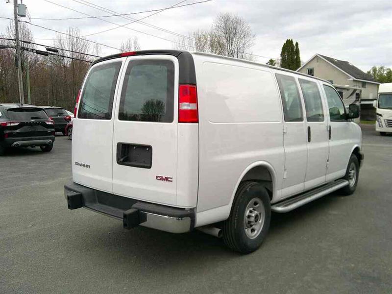 gmc Savana 2025 - 4