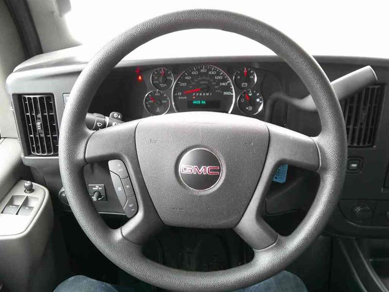 gmc Savana 2025 - 9