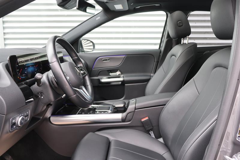 mercedes-benz GLA 2023 - 12