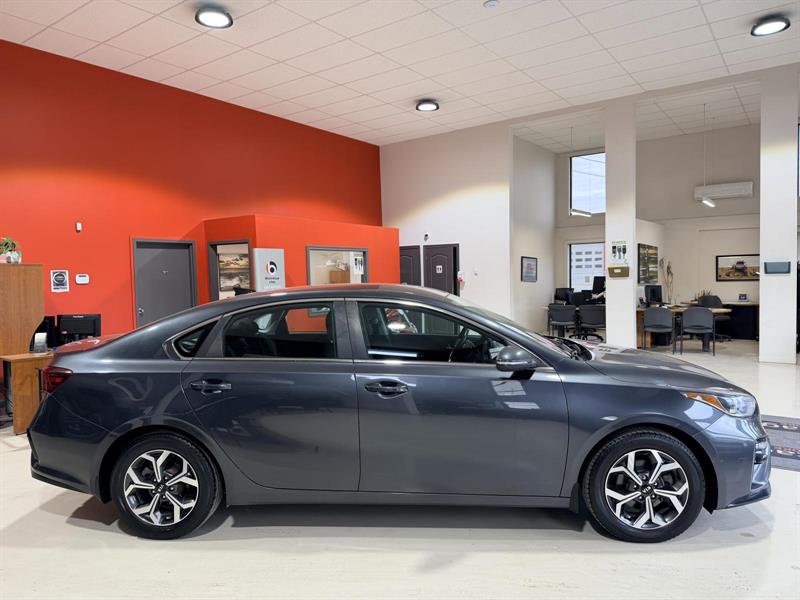 kia Forte 2020 - 8