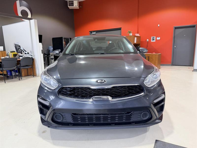 kia Forte 2020 - 11