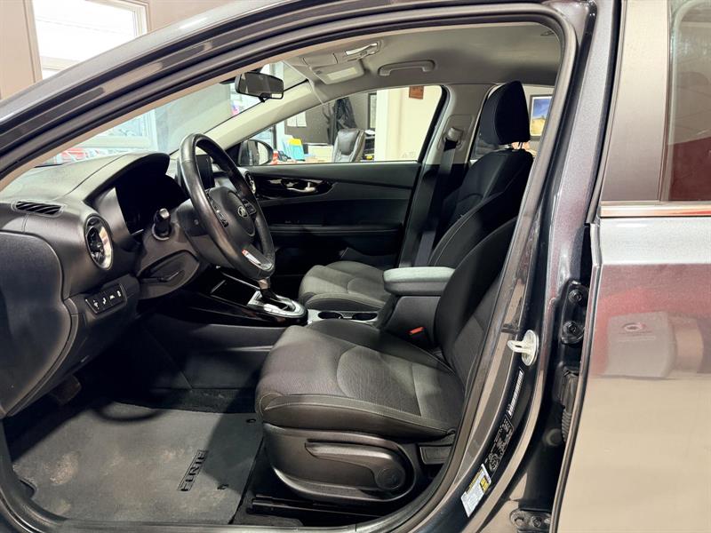 kia Forte 2020 - 13