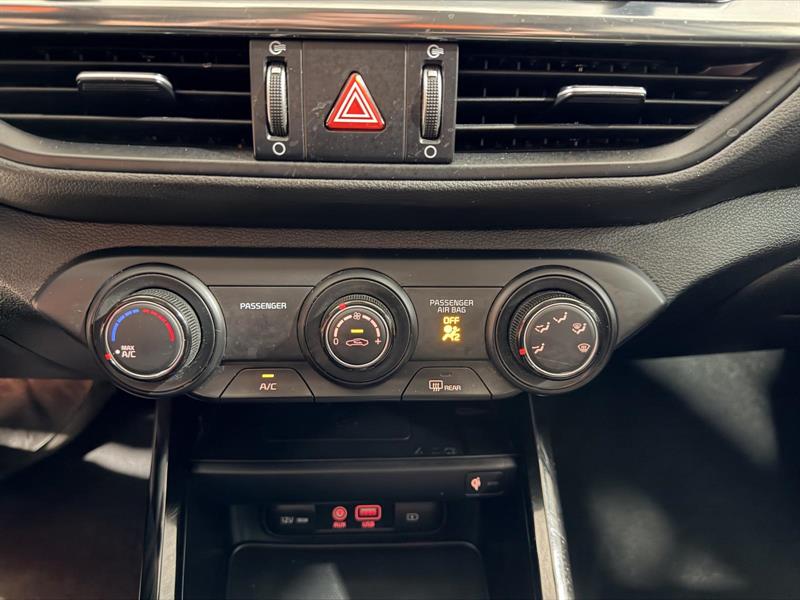 kia Forte 2020 - 23