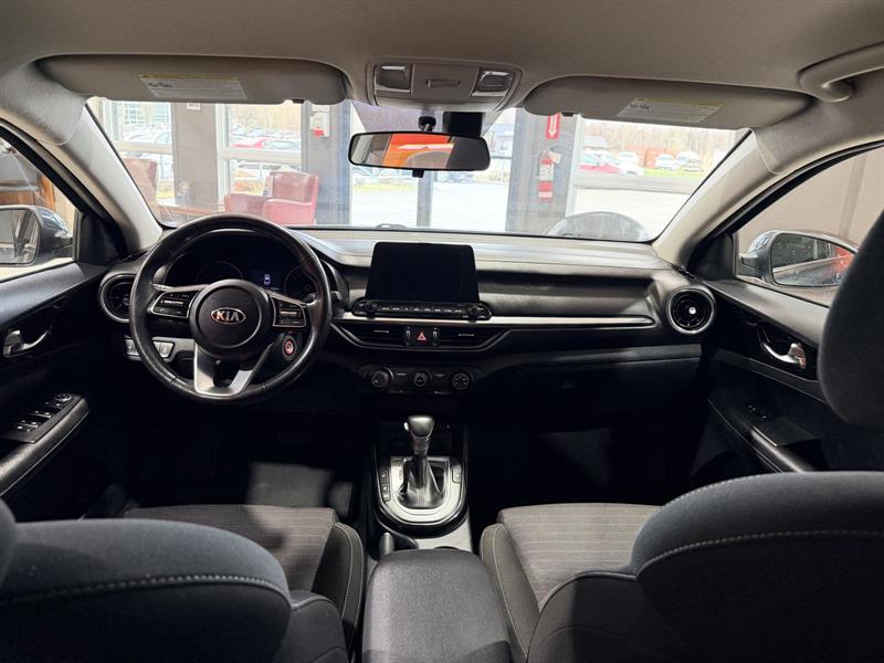 kia Forte 2020 - 25