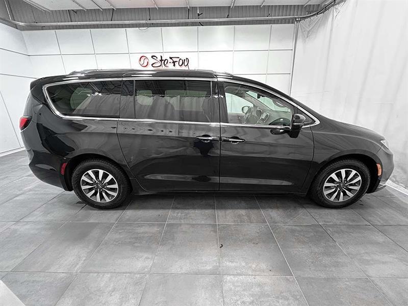 chrysler Pacifica 2021 - 9