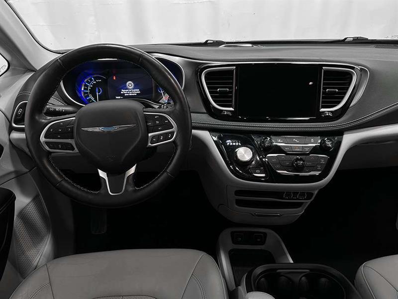 chrysler Pacifica 2021 - 22