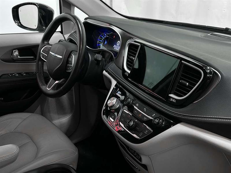 chrysler Pacifica 2021 - 28