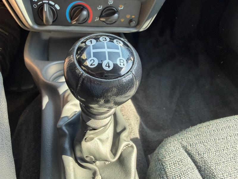 chevrolet Cavalier 2005 - 15