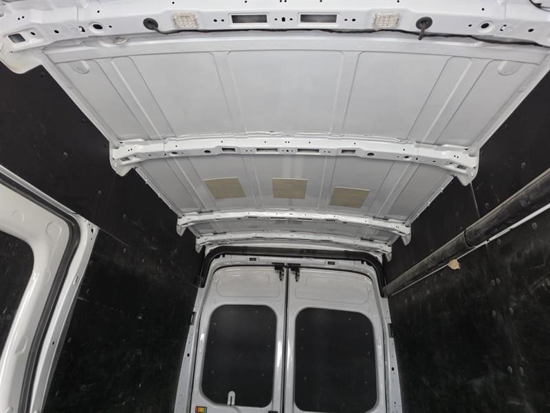 ford Transit Cargo Van 2023 - 18