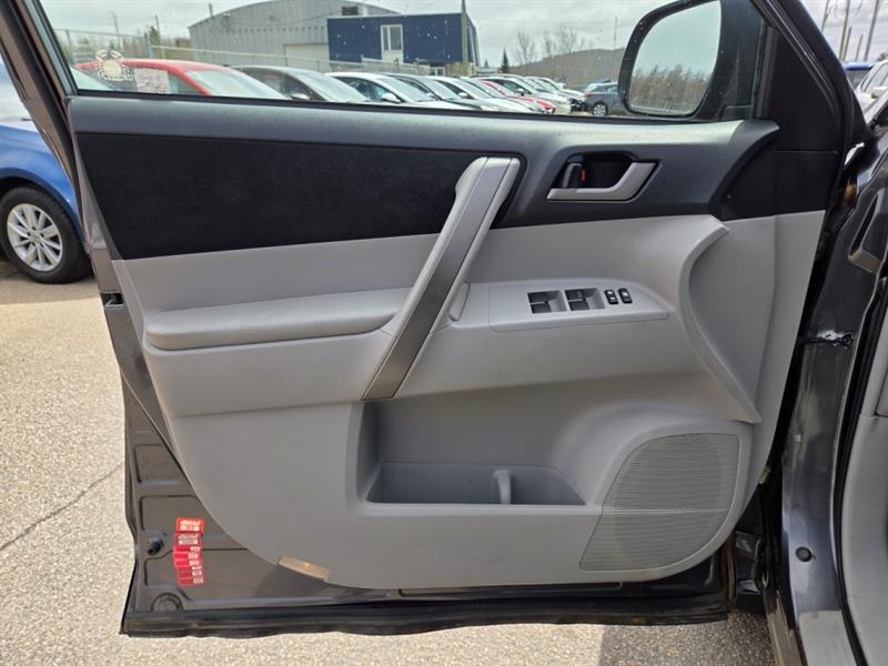 toyota Highlander 2009 - 25