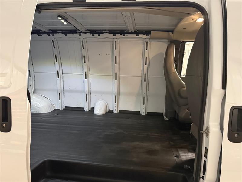 chevrolet Fourgonnette Express utilitaire 2024 - 29