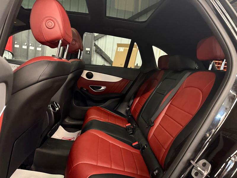 mercedes-benz GLC 2022 - 39