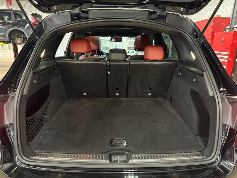 mercedes-benz GLC 2022 - 41