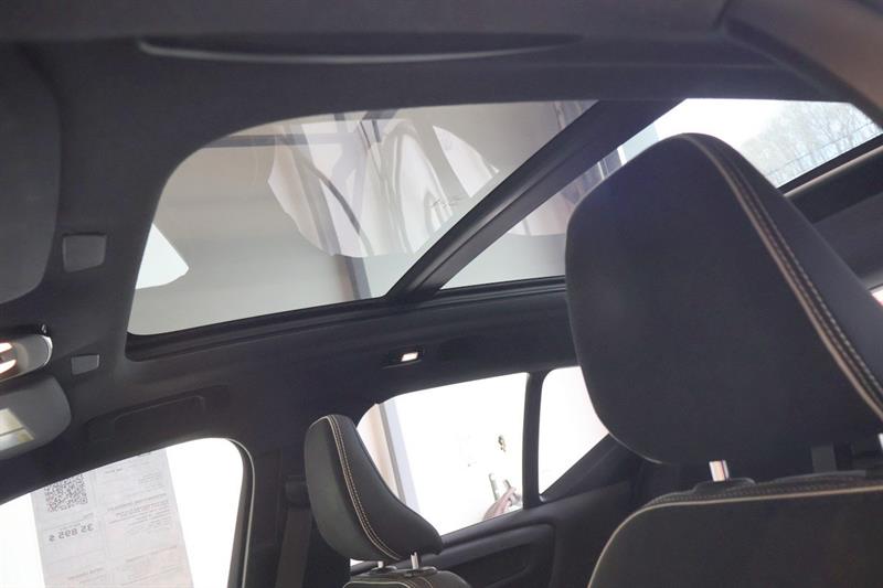 volvo XC40 2023 - 10