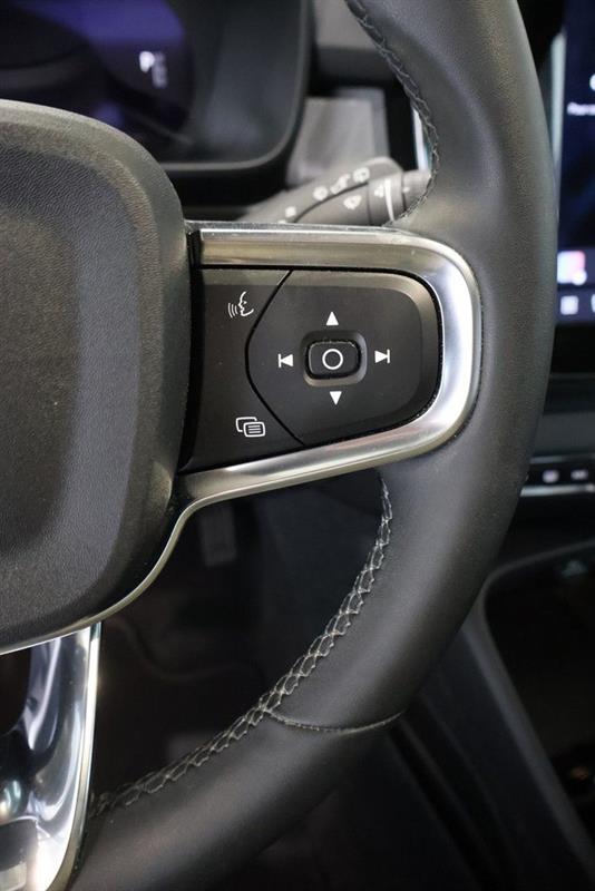 volvo XC40 2023 - 13