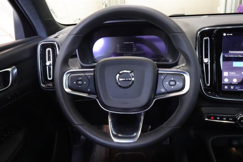 volvo XC40 2023 - 22