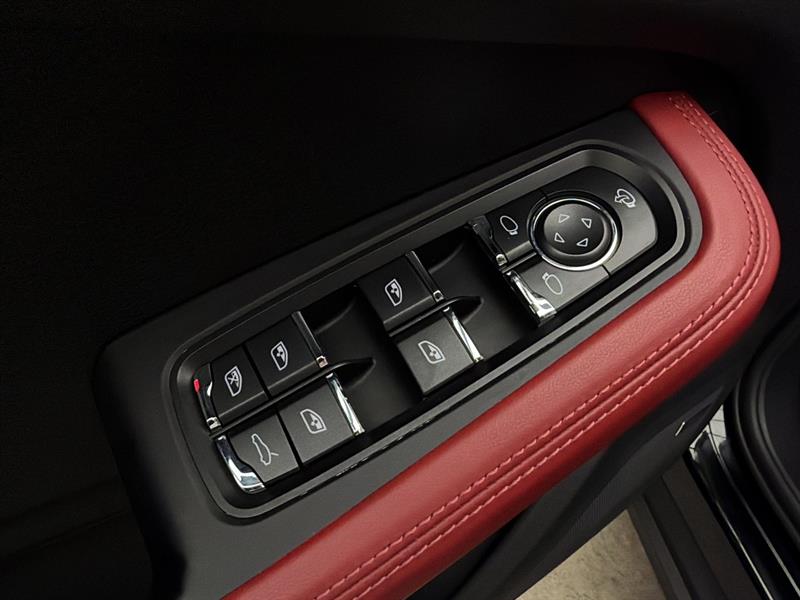 porsche Macan 2023 - 30
