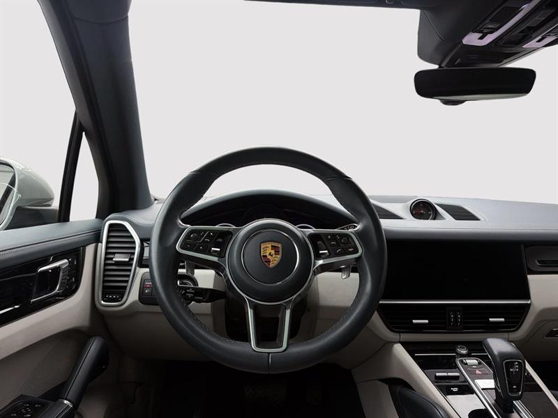 porsche Cayenne 2022 - 15